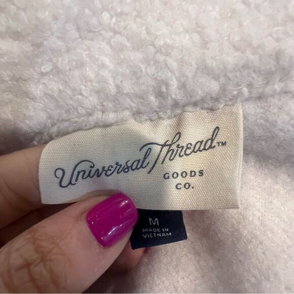 Universal Threads Women's Sherpa jacket size medium in ivory with pockets - Picture 10 of 10